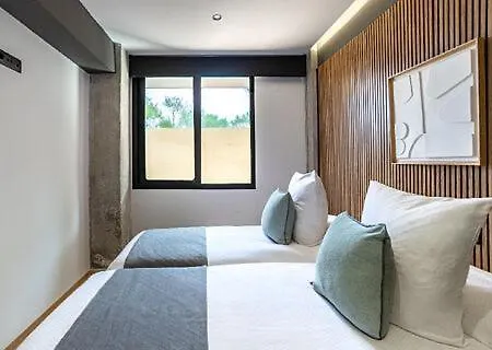 Diseno Y Luz Mediterranea En