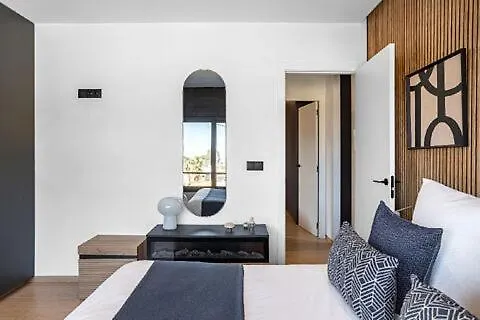 Diseño Y Luz Mediterránea En Apartamento *